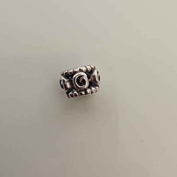 Chamilia Open Work Silver Charm - Picture 6 of 16